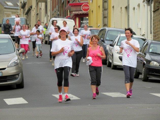  Marche/Course Solidaire organisée le 19 mai 2014 par le Lycée Saint Thomas d'Aquin de Flers, au profit de Cadet-Roussel 