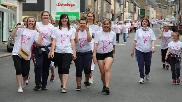  Marche/Course Solidaire organisée le 19 mai 2014 par le Lycée Saint Thomas d'Aquin de Flers, au profit de Cadet-Roussel 